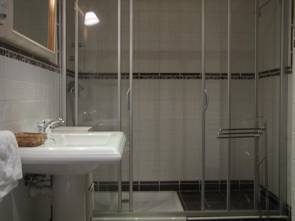 Hostal Beti-Jai Aoiz Habitación foto